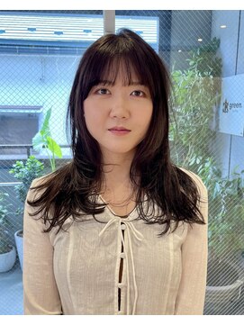 グリーン 町田(green) 【ミディアム】肩でくびれるレイヤー