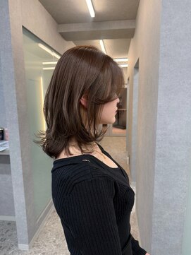 ボタン ハカタ(VOTAN hakata) 【柿本真優】ミディアムレイヤー/レイヤーカット/ブラウンカラー