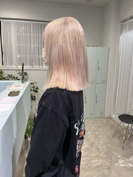 ダイアモンドリリー(Diamond Lily) ホワイトベージュ