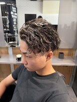 リレーションメンズヘアー(RELATION MEN'S HAIR)&nbsp;フェザーショートアップバングツーブロックマッシュメンズ