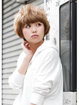 オーガスト ヘア ネイル(AUGUST hair nail) カジュアルショート 【横浜駅】