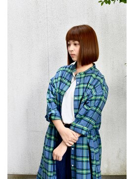 ユーヘン(uhem) きりっぱなしmediumハイトーンBOB