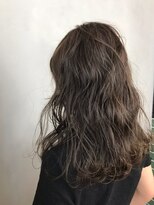 ラトリエ ブロカント 立川北口店(L'atelier BROCANTE)&nbsp;無造作カール ラベンダー マーメイドアッシュ 3Dカラー