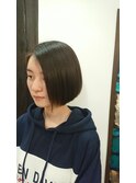 前下がりショートボブ