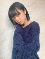 デイジー(Daisy) ネイビータイトボブ