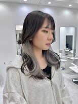 イリ(iLi)&nbsp;【iLi×Ryong】インナーカラー/ホワイトシルバー