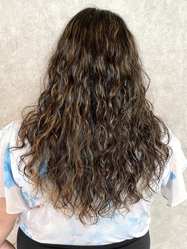 ピッツ 海浜幕張(Pits) *スパイラルパーマ*