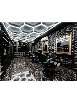 【北四番丁駅徒歩1分】平日限定クーポン有★席数増加でより快適にリニューアル！実力派Barber