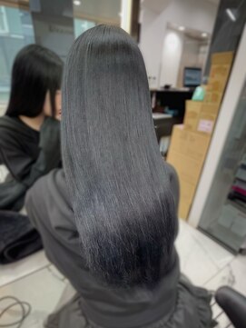 ラピス 渋谷本店(Lapis) ブルーブラック/レイヤーカット/髪質改善/エクステ/バイカルテ