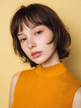 シェル 吉祥寺(shell) くびレイヤーエモージュグレージュカラーくびれショート/吉祥寺