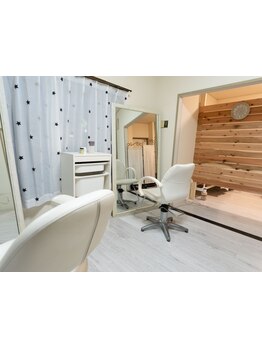 あなたの居場所となるサロン＊日々の喧騒を忘れ、きれいな自分になれる心地よいお時間をお過ごしください。