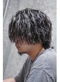 ホワイトハイライトツイストスパイラルパーマセンターパート