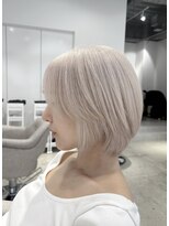 アンドソー 池袋(&so.)&nbsp;ホワイトグレージュ/ハイトーンカラー/ショートヘア