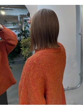 フェイヴィーズ(FavyS) ヘーゼルベージュカラー