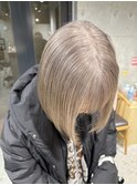 ホワイトベージュボブ