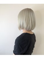 チェレ ロッソ 金剛店(Chere rosso)&nbsp;透明感ホワイトカラー