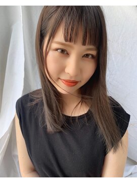 バレッタ (Barrette) 眉上シースルーバング×ストレート