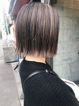 フロート 小阪店(float) マロンブラウン_クールショート ピンクグレージュ ボブルフ