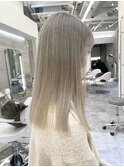 柔らかブロンドベージュ