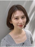 大人可愛いナチュラルボブ×ひし形シルエット
