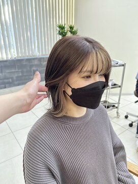 ラウル(Laulu) ホワイトベージュのインナーカラー◎