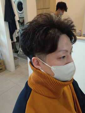チェルシーヘアーデザイン(Chelsea hair design) ゆるめツイストスパイラル　センターパート