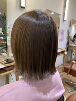 美容室 アイディー i-dee ぱつっとボブ