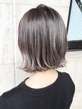 ランプ(Lamp) くびレイヤーグレーベージュニュアンスカラー白髪染め白髪ぼかし