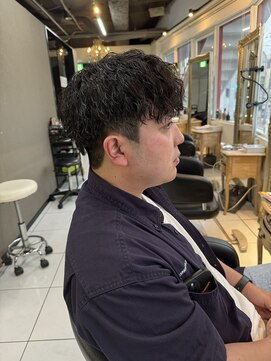 アイズ 海老名(AIZU) ツイストスパイラルパーマ　メンズパーマ　メンズマッシュ　眉毛