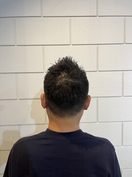 イッヒ 茅ヶ崎(IHHI) ベリーショート/スパイラルパーマ/ツイストスパイラルパーマ