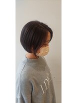 ゼル ビッグアイ(ZELE)&nbsp;前下がりショートボブ