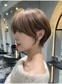 イメチェン外ハネボブ美髪ワイドバングレイヤーショート/大宮