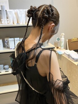 オーセンヘア(AUTHEN.HAIR) タイトツインアレンジ