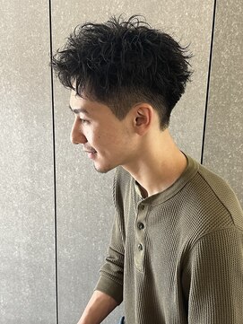 ニアウ 太田店(Niau) メンズ刈り上げフェードショートソフトツイストスパイラルパーマ