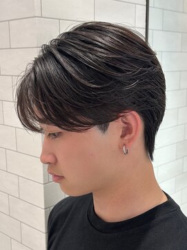 オーシャントーキョー 仙台(OCEAN TOKYO) ニュアンスシースルーショート毛流れパーマセンターパート