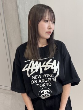 ヨーク(YOKE) 【YOKE】酸性ストレートレイヤーカットオリーブグレージュ