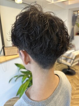 エルア(elua) シャドウパーマ