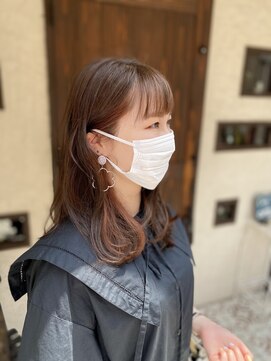 イヤリングカラー