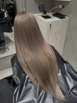 ミルクティーベージュホワイトグレージュブリーチダブルカラー