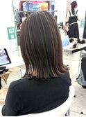 2回に1回は白髪ぼかしハイライト/切りっぱなしボブ
