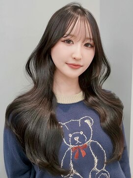 クム(kumu) 大人美人◎艶髪グレージュレイヤーロング韓国風