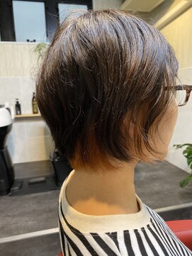 スプーン(spoon) 竈門禰豆子風ショートカットインナーカラーグラデーション