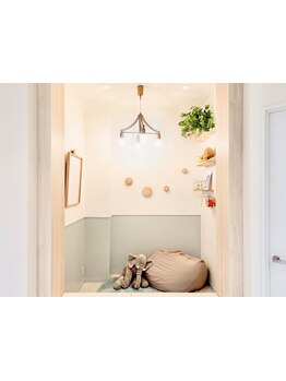 《品川駅5分/キッズスペース有/ベビーカーでの入店OK！》子育てママに嬉しい癒しのサロンタイムをご提供－