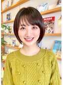 大人可愛い20代30代40代小顔ワンサイドショートボブ丸み前下がり
