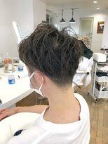 ヘッズ 本八幡店(HEADS)&nbsp;MEN'S HAIR  センターパート　ツイストスパイラル　コンマヘア