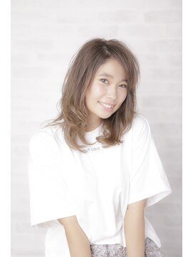 アフロディーテギンザ 神保町(APHRODITE GINZA) カール/セミディ/シアーカラー/姫カット［御茶ノ水/神保町］