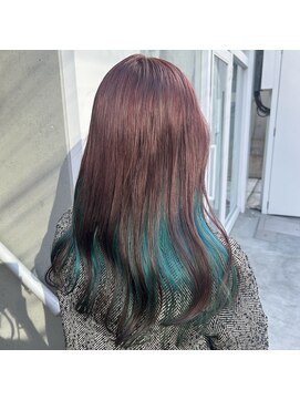 ビヨンドイー(beyond E) ターコイズブルーのインナーカラー