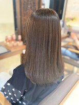 ヘアリゾート粋 ティガ 池袋店(tiga)&nbsp;艶髪ストレート/透明感ブラウン