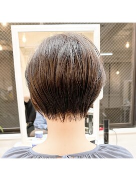 シシ 大宮(She 2.) 大人ショート/丸みショート