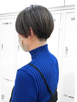 アッシュ 十日市場店(Ash) ダークグレーカラー